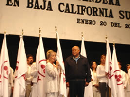La Hermosa Ciudad de la Paz Baja California Sur Recibe la Bandera Internacional de la Paz