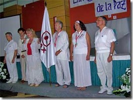 Entrega de la Bandera de la Paz a la Red Iberica de Luz en España.